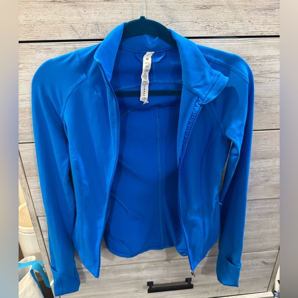 Lululemon zip up jacket - Picture 4 of 5